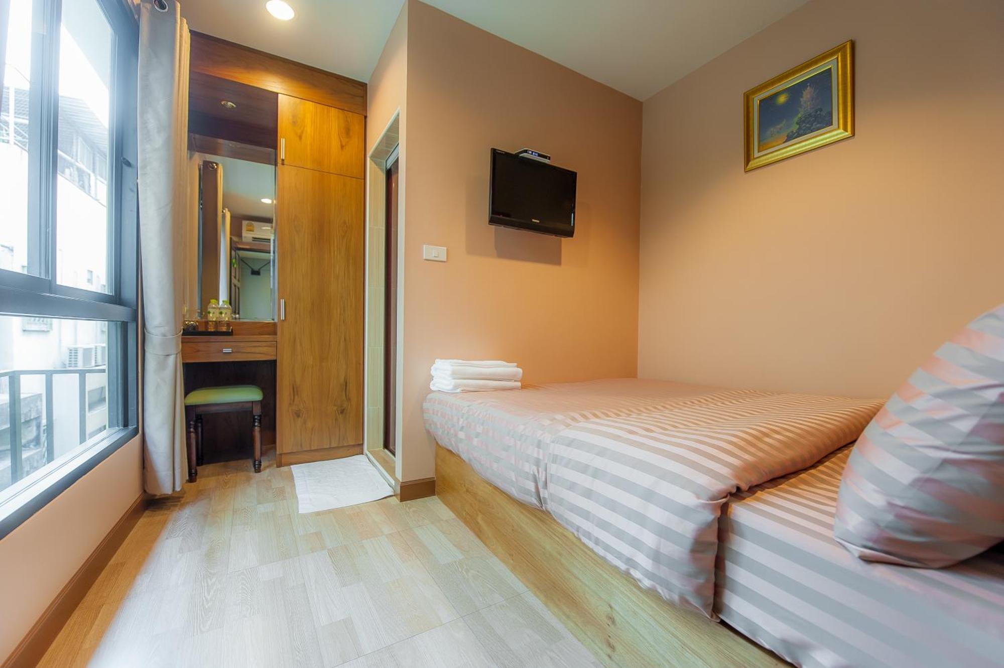 Hotel Full House Bangkok Habitación foto